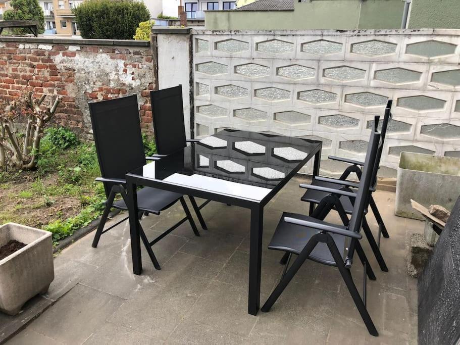 Charmante Gartenwohnung Mit Privatem Grossen Garten Colonia Exterior foto